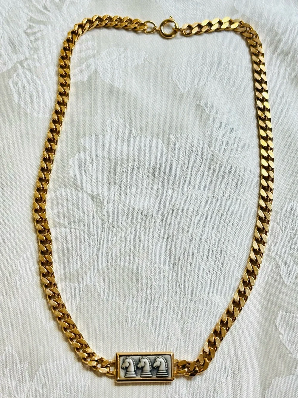 Men’s Tailored Male Gold Curb Chain Necklace with Knight Chess Horses
